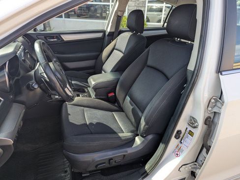 Used 2015 Subaru Legacy 2.5i Premium AWD/4WD image 11