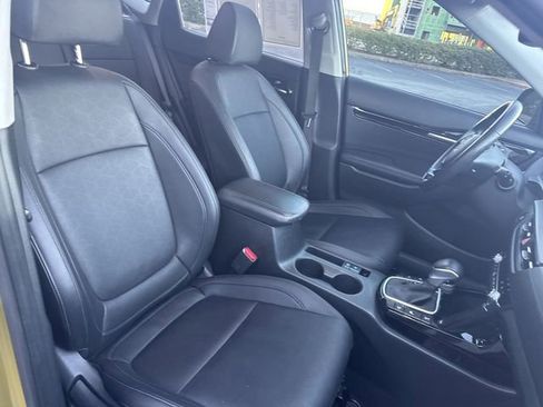 Certified 2024 Kia Seltos SX image 17