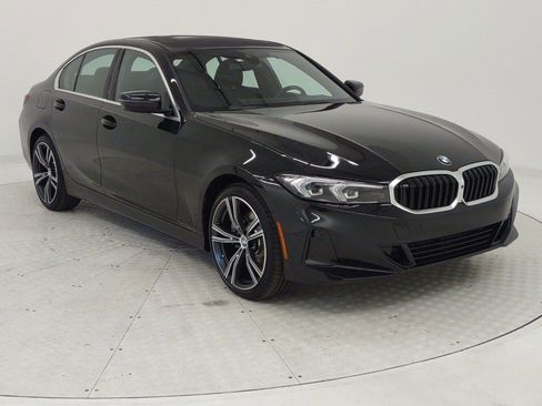 Used 2024 BMW 330i Sedan w/ Convenience Package image 7
