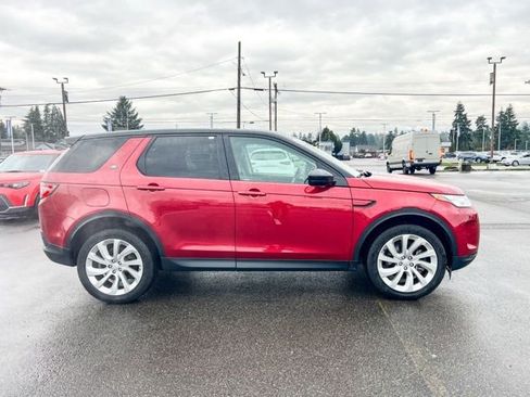 Used 2022 Land Rover Discovery Sport S image 5