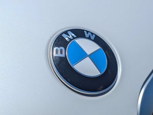 Used 2023 BMW X7 xDrive40i w/ M Sport Package AWD/4WD image 16