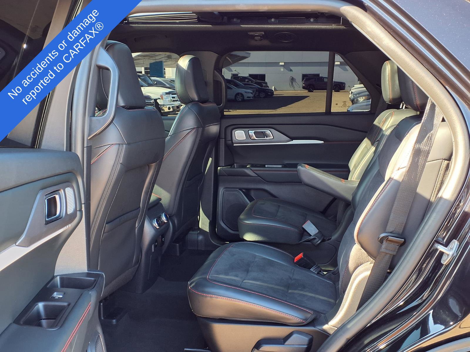 Used 2025 Ford Explorer ST w/ Sun And Sound Package AWD/4WD image 11