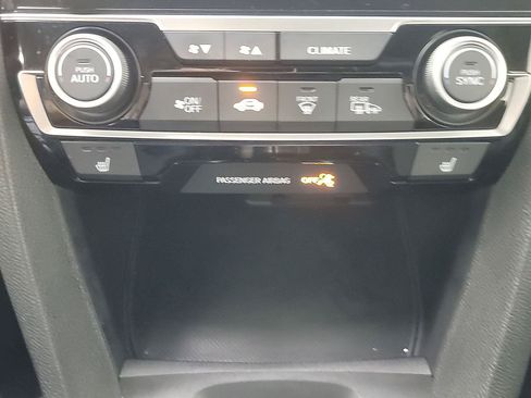 Certified 2019 Honda Civic EX image 31