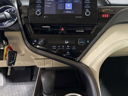 Certified 2024 Toyota Camry LE image 21