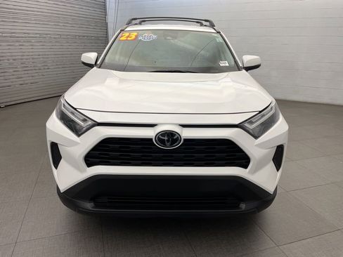 Used 2023 Toyota RAV4 XLE AWD/4WD image 11
