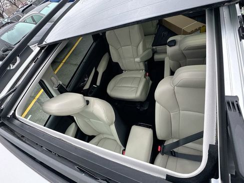 Used 2023 Subaru Ascent Limited w/ Technology Package image 30