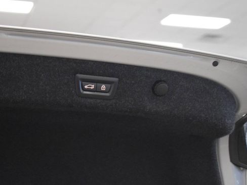 Used 2018 BMW 540i image 27
