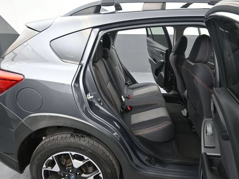 Used 2020 Subaru Crosstrek 2.0i Premium w/ Moonroof Package 2 AWD/4WD image 30