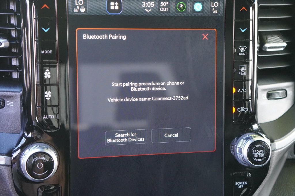 Used 2023 RAM 1500 Laramie AWD/4WD image 36