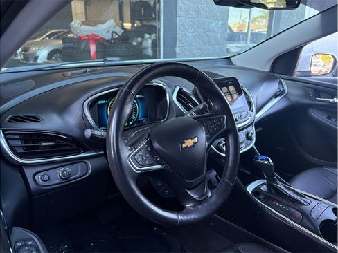 Used 2017 Chevrolet Volt Premier w/ Driver Confidence II Package FWD image 25