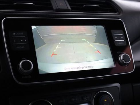 Used 2024 Nissan Leaf S image 18