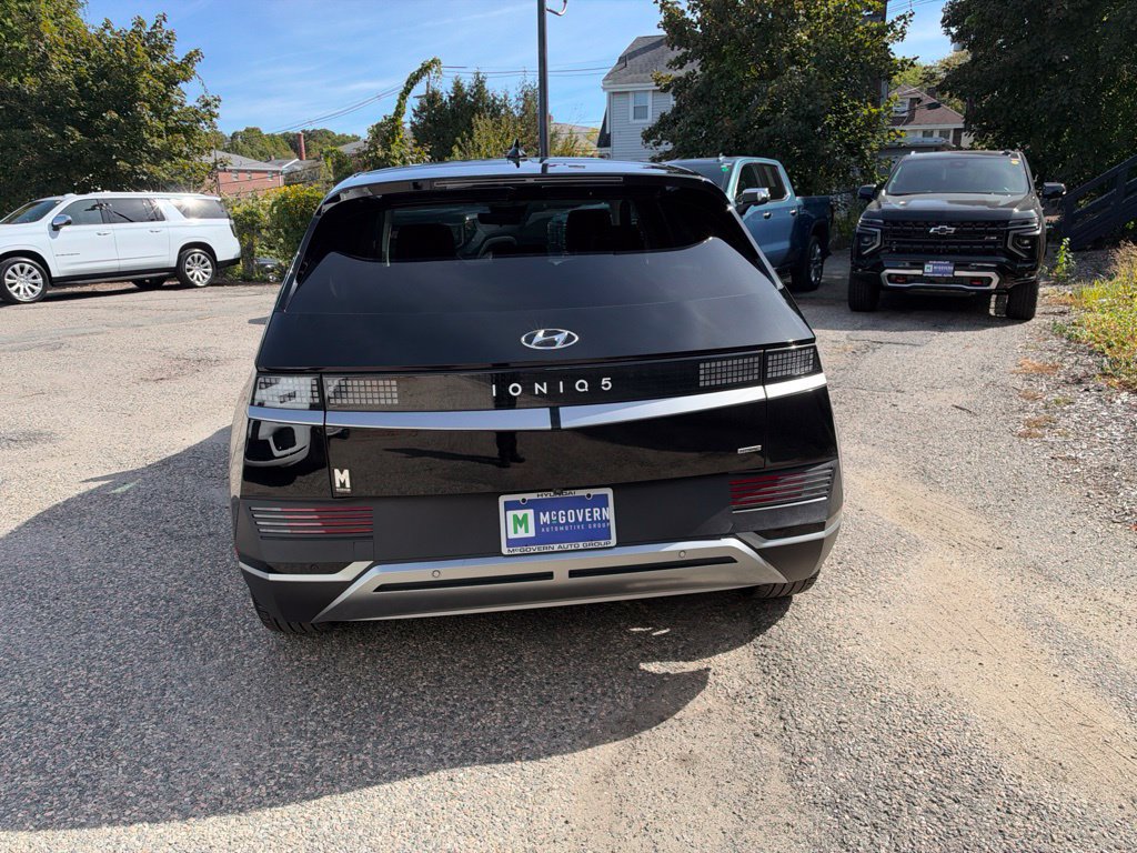 Certified 2024 Hyundai Ioniq 5 SE AWD/4WD image 5