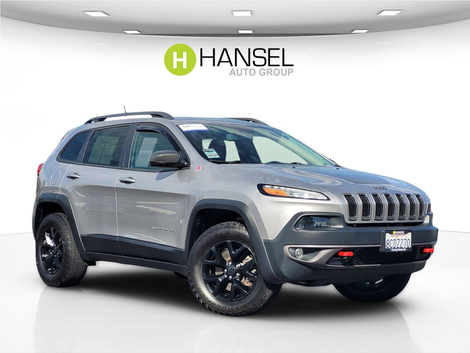 Used 2018 Jeep Cherokee Trailhawk w/ Comfort/Convenience Group AWD/4WD image 1