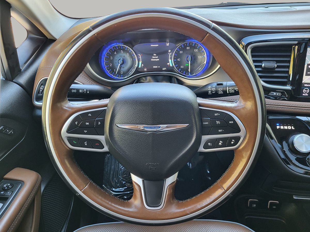 Used 2019 Chrysler Pacifica Limited w/ Advanced Safetytec Group FWD image 23