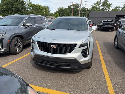 Used 2020 Cadillac XT4 Sport w/ Driver Awareness Package AWD/4WD image 2