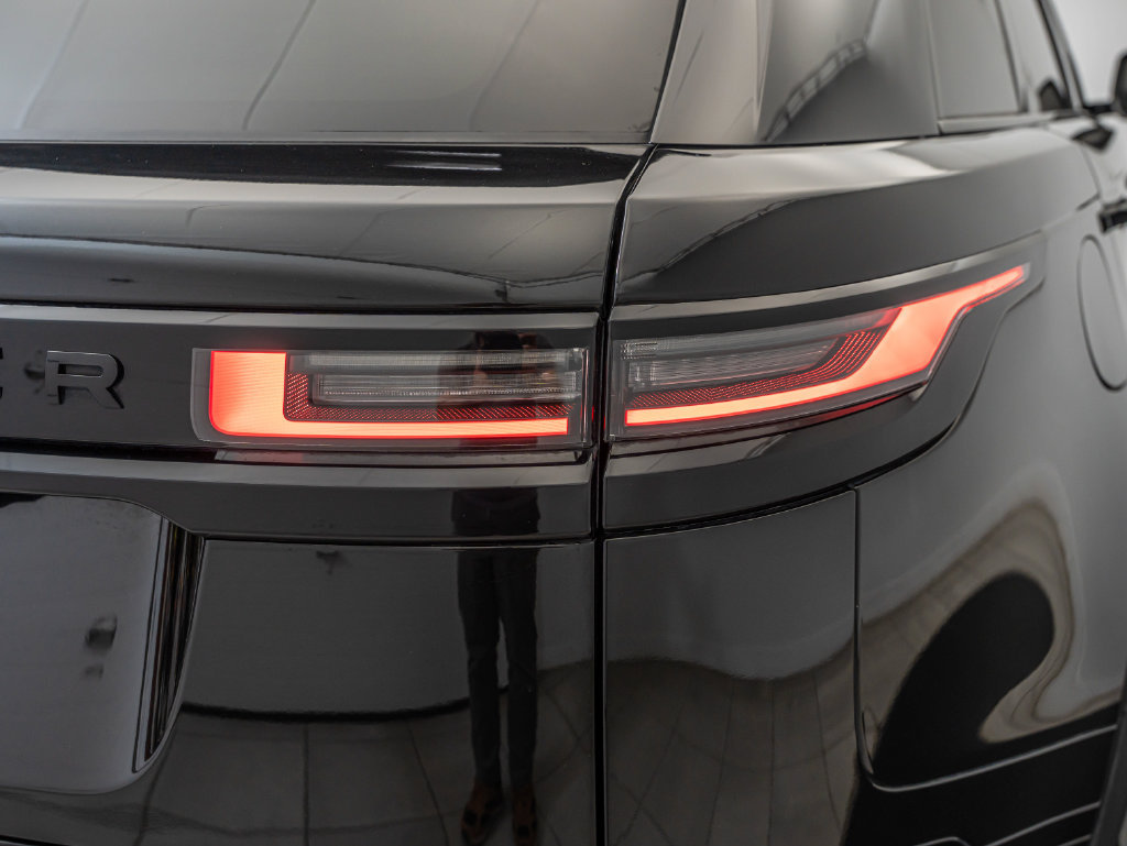 Used 2025 Land Rover Range Rover Velar Dynamic SE AWD/4WD image 9