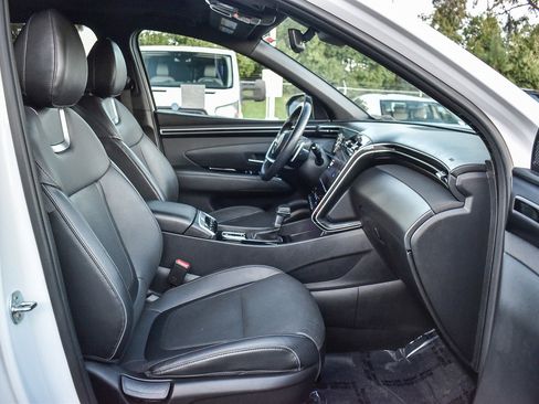 Used 2024 Hyundai Santa Cruz Limited image 14