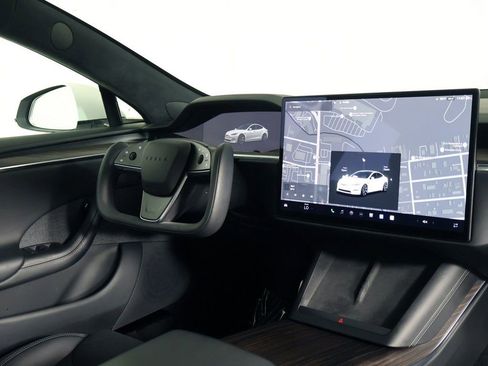 Used 2022 Tesla Model S AWD/4WD image 35