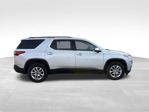 Used 2020 Chevrolet Traverse LT AWD/4WD image 9