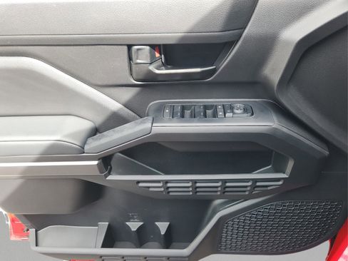 Certified 2025 Toyota Tacoma SR5 image 26