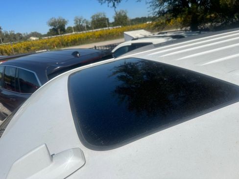 Used 2018 Chevrolet Tahoe LT w/ Luxury Package image 32