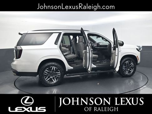 Used 2025 Chevrolet Tahoe Z71 w/ Z71 Off-Road Package image 32