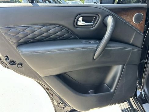 Used 2019 INFINITI QX80 Luxe w/ 22" Wheel Package RWD image 19