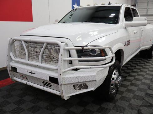 Used 2018 RAM 3500 Laramie w/ Sport Appearance Group AWD/4WD image 3