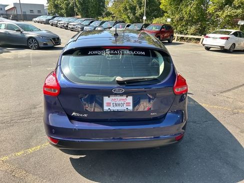 Used 2017 Ford Focus SEL w/ Cold Weather Package image 5