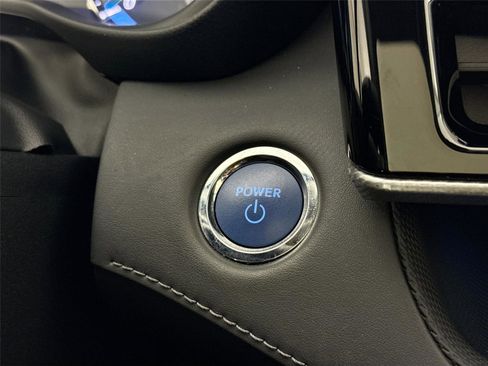 Used 2022 Toyota Highlander Platinum FWD image 22