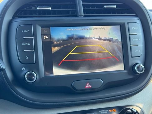 New 2025 Kia Soul LX image 18