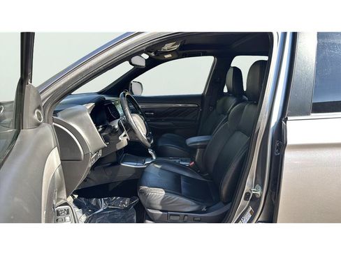 Used 2020 Mitsubishi Outlander SEL AWD/4WD image 10