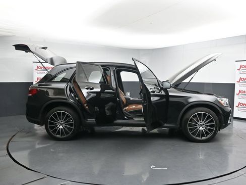 Used 2021 Mercedes-Benz GLC 300 4MATIC image 27