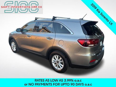 Used 2019 Kia Sorento FWD V6 image 4