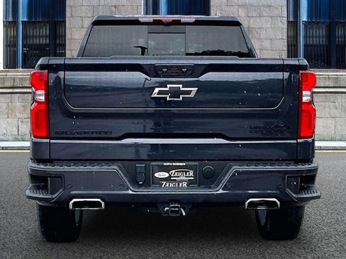 Used 2024 Chevrolet Silverado 1500 High Country w/ High Country Premium Package AWD/4WD image 4