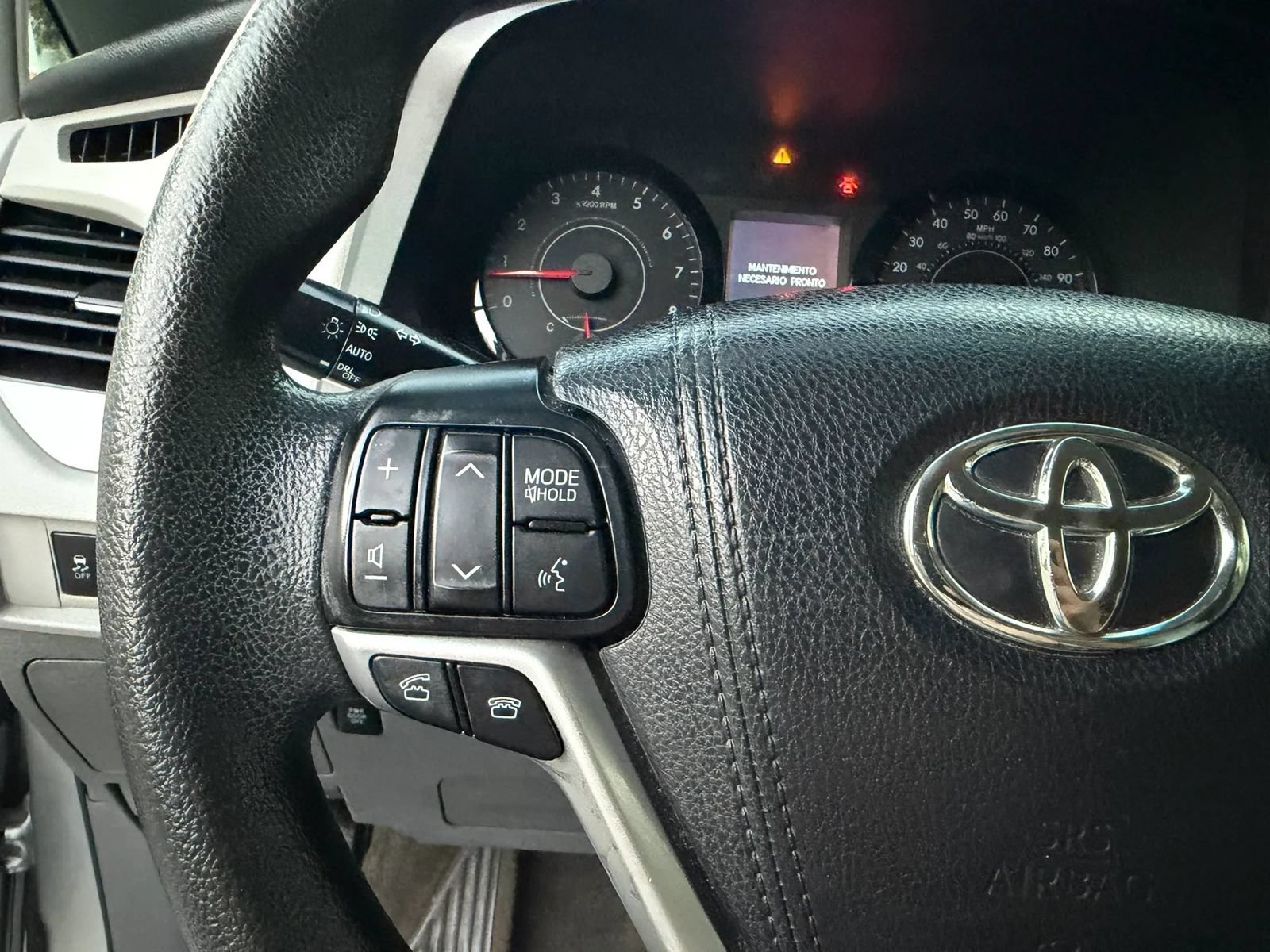 Used 2017 Toyota Sienna LE FWD image 25