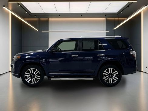 Used 2019 Toyota 4Runner Limited AWD/4WD image 2