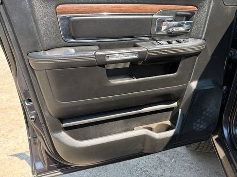 Used 2018 RAM 3500 Laramie w/ Snow Chief Group AWD/4WD image 12