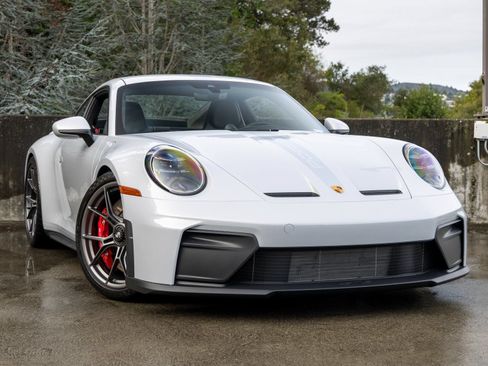 Used 2026 Porsche 911 GT3 RWD image 9