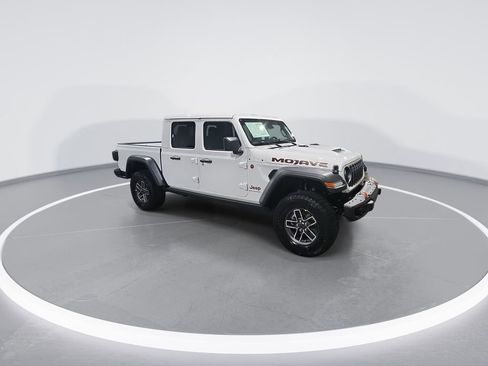 New 2026 Jeep Gladiator Mojave w/ Steel Bumper Group image 2
