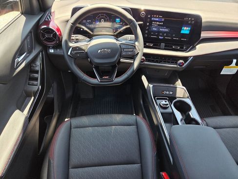 Certified 2026 Chevrolet Equinox RS w/ LPO, Floor Liner Package FWD image 8