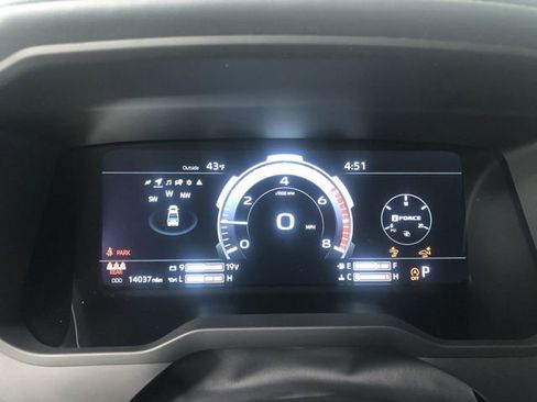 Used 2023 Toyota Tundra Platinum image 18