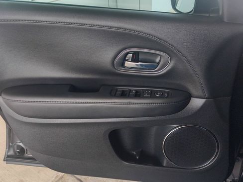 Used 2019 Honda HR-V EX-L image 23