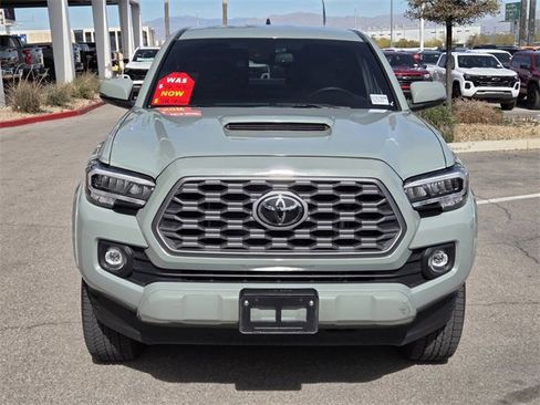 Used 2023 Toyota Tacoma TRD Sport w/ Technology Package image 8