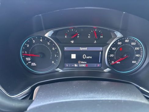 Used 2024 Chevrolet Equinox Premier image 15