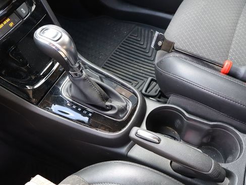 Used 2019 Buick Encore Preferred FWD image 22