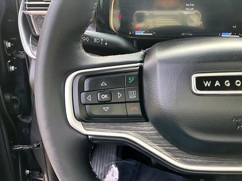 Used 2022 Jeep Wagoneer Series III w/ Convenience Group I image 11