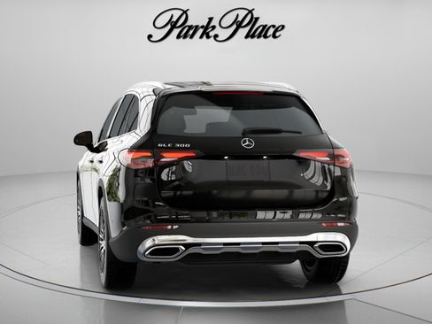 Used 2026 Mercedes-Benz GLC 300 image 16