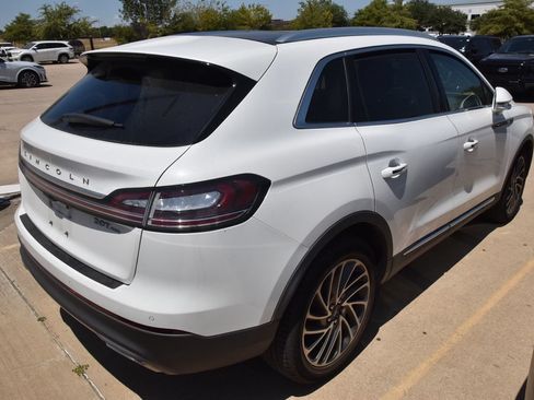 Used 2020 Lincoln Nautilus Reserve AWD/4WD image 6