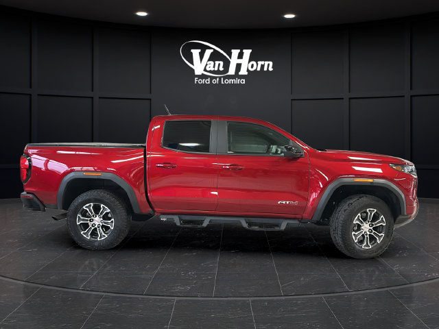 Used 2023 GMC Canyon AT4 AWD/4WD image 8